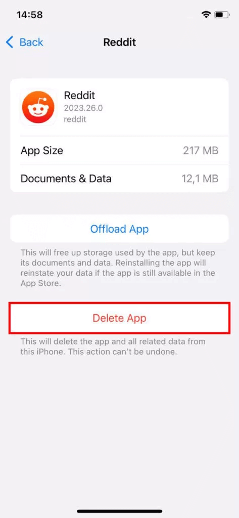 the screenshot of delete app button on iPhone
